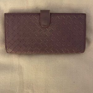 Bottega Veneta Intrecciato Lambskin Bifold Long Wallet in Lavender